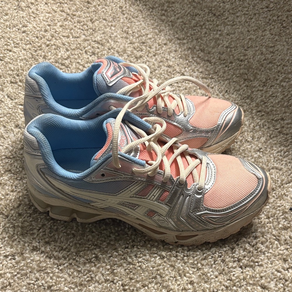 Asics Women's Sneakers in Peach and Light Blue